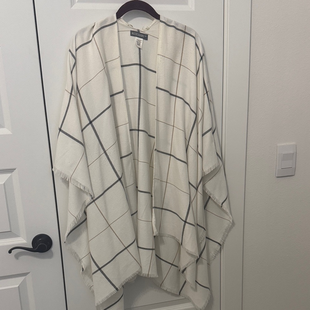 Elegant Cream and Gray Plaid Cape